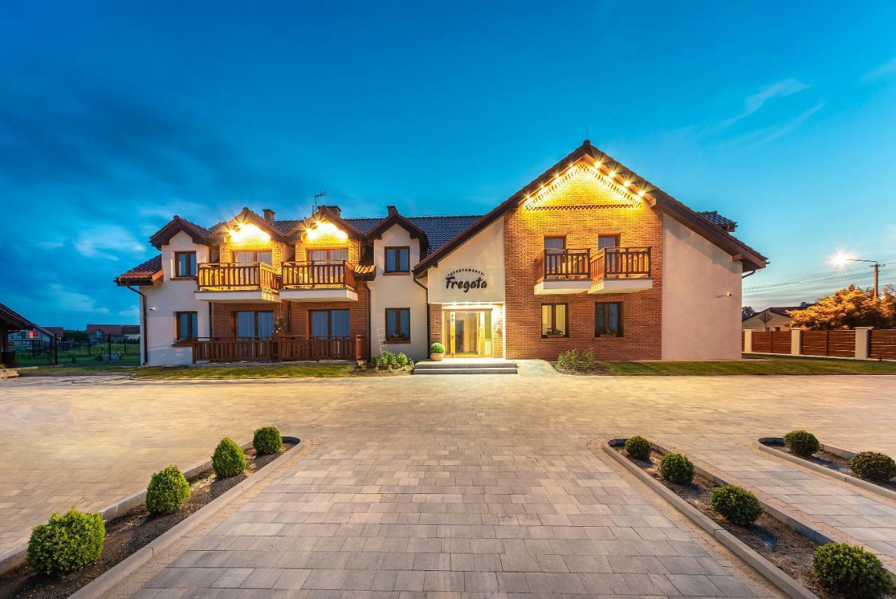 Apartamenty Fregata Mikołajki Esterno foto